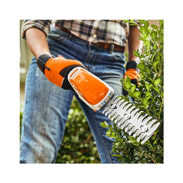 Stihl HSA 26 SET sövénynyírógép akkumulátoros