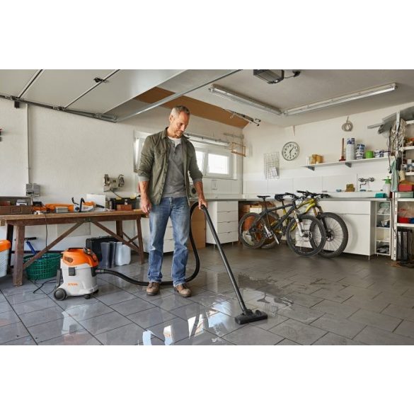 Stihl SE33 porszívó SE 33